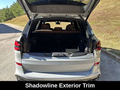 Used 2024 BMW X5 xDrive40i w/ M Sport Package image 32