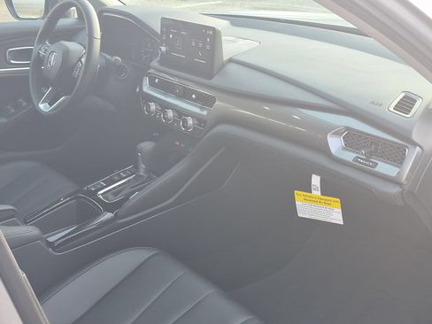 Used 2026 Acura Integra FWD image 28
