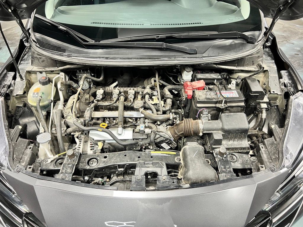 Used 2024 Nissan Versa SV FWD image 9