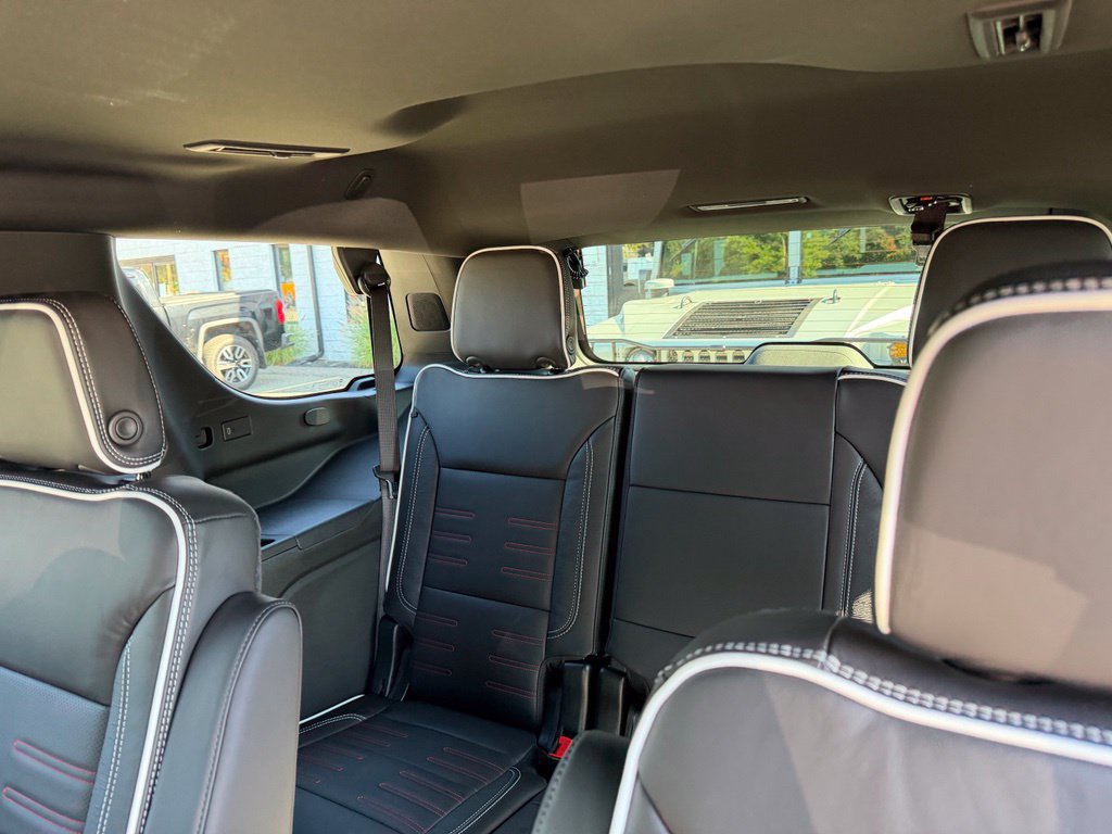 New 2027 GMC Yukon AT4 Ultimate AWD/4WD image 11
