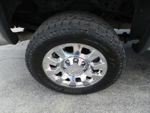 Used 2018 GMC Sierra 2500 Denali w/ Duramax Plus Package image 26