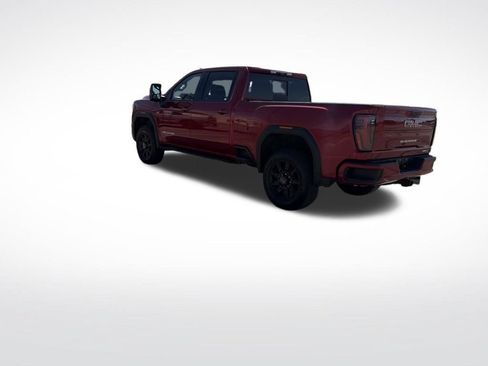 Used 2024 GMC Sierra 2500 AT4 w/ AT4 Premium Plus Package AWD/4WD image 3