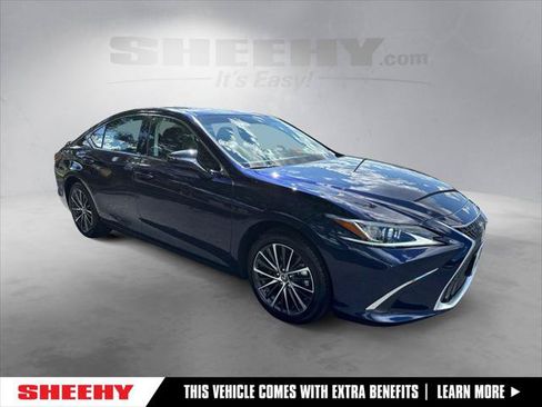 Certified 2025 Lexus ES 350 w/ Premium Package FWD image 1