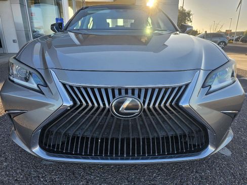 Used 2020 Lexus ES 350 w/ Accessory Package 2 FWD image 9
