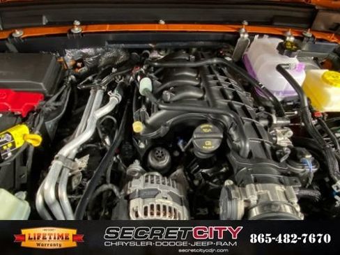 New 2026 Jeep Wrangler Unlimited Rubicon w/ Whitecap Package AWD/4WD image 32