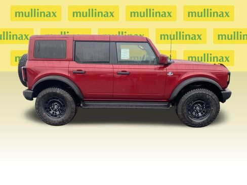New 2026 Ford Bronco Outer Banks w/ Sasquatch Package AWD/4WD image 2