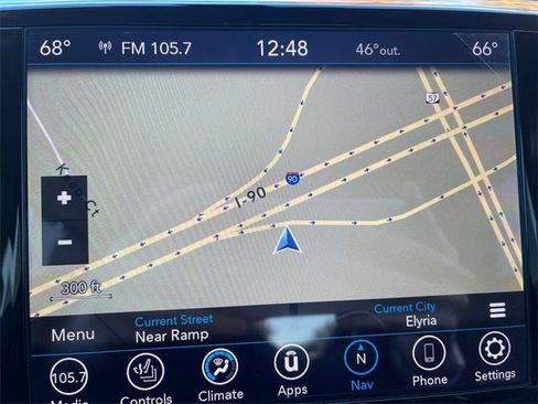 Used 2019 Chrysler Pacifica Limited image 35