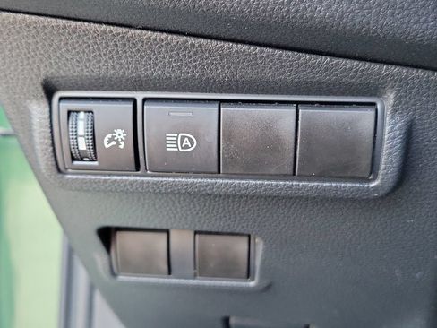 Used 2024 Toyota Corolla Cross LE FWD image 23