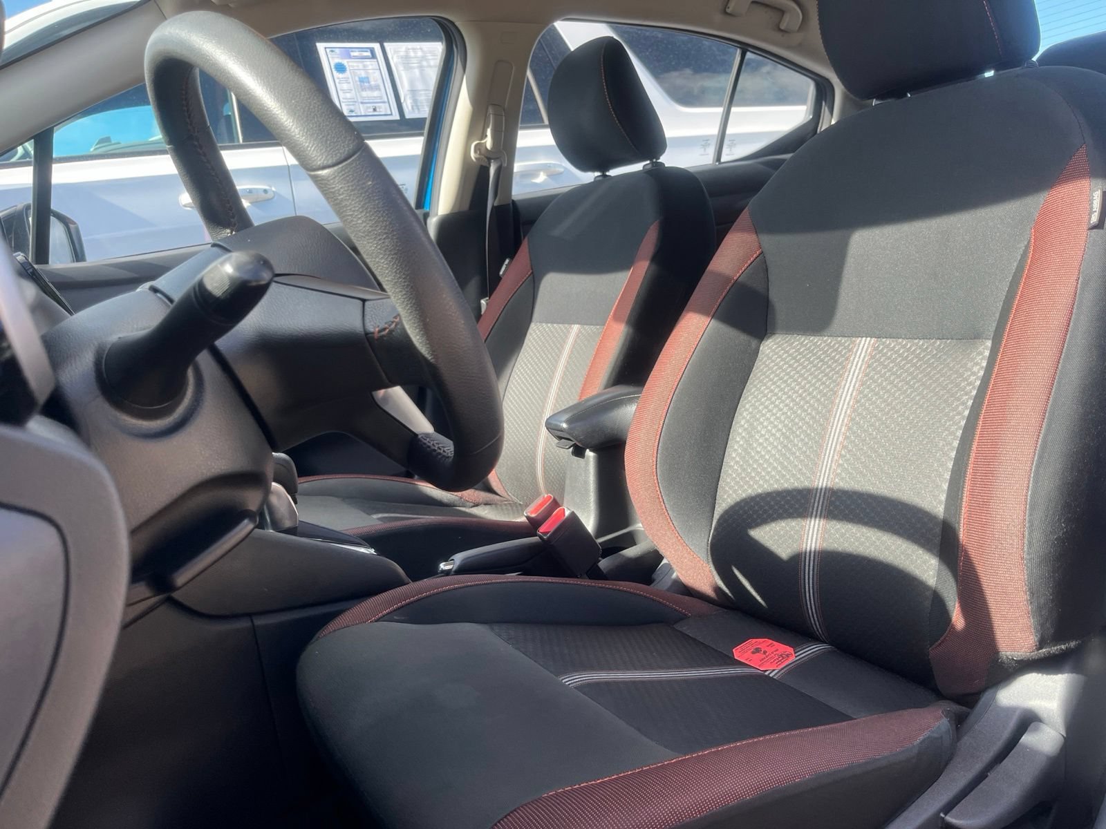 Used 2024 Nissan Versa SR FWD image 8