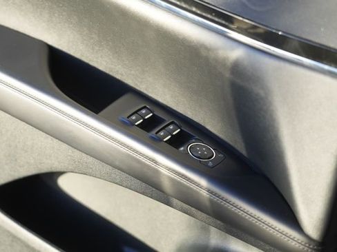 Used 2023 Lincoln Nautilus FWD w/ Premium Package image 28