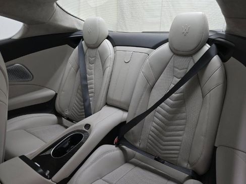 Used 2024 Maserati GranTurismo Trofeo image 6