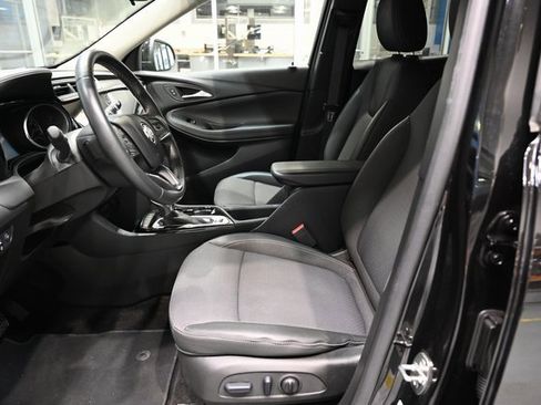 Used 2023 Buick Encore GX Select w/ Sport Touring Package image 9