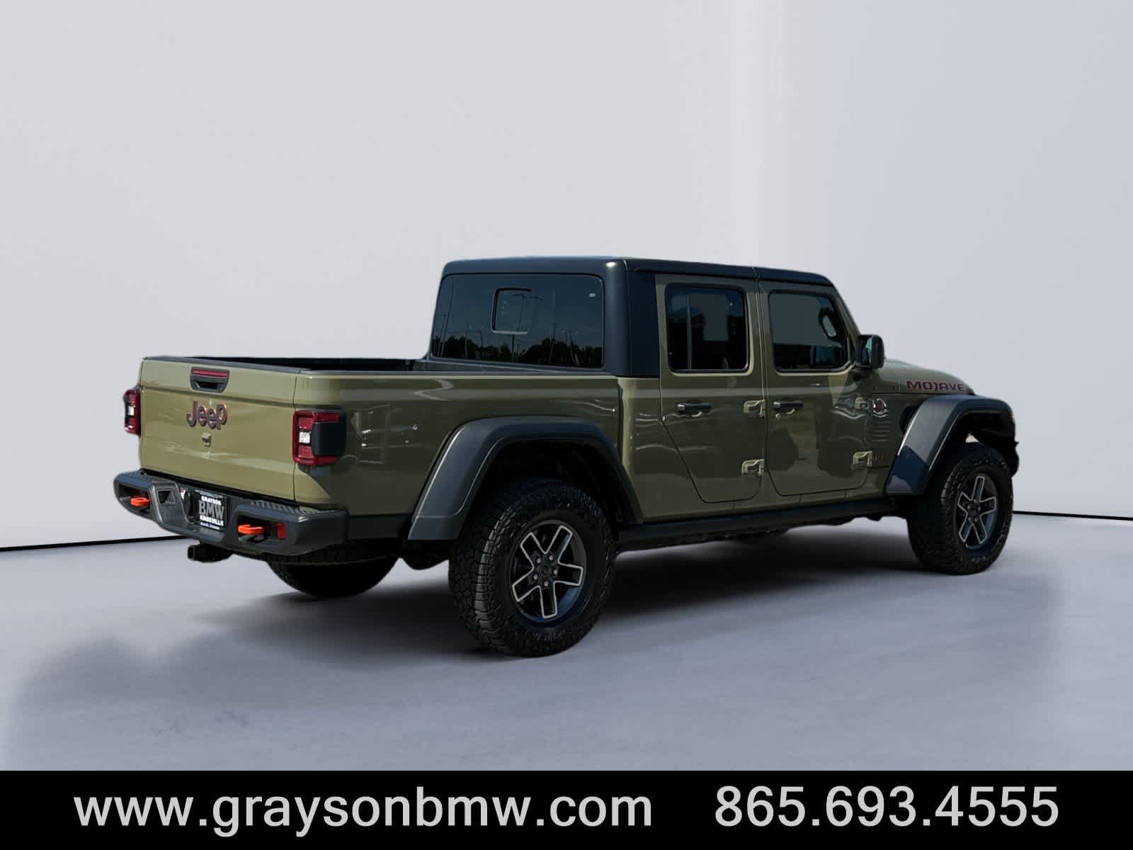Used 2026 Jeep Gladiator Mojave AWD/4WD image 3
