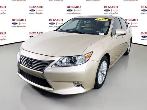 Used 2014 Lexus ES 350 w/ Luxury Package image 4