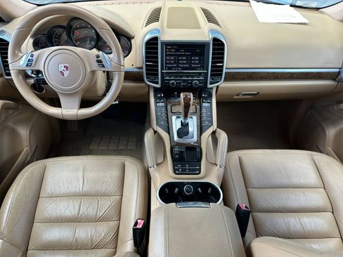 Used 2012 Porsche Cayenne image 14