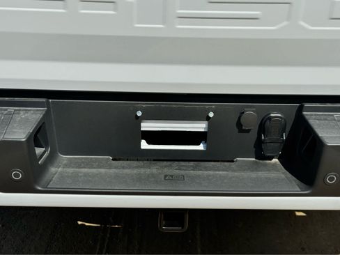 New 2026 Ford F150 XLT w/ Equipment Group 302A MID AWD/4WD image 24