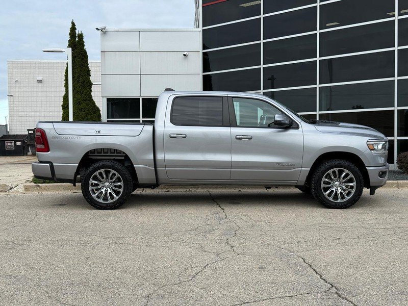 Used 2023 RAM 1500 Laramie AWD/4WD image 2