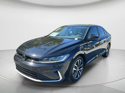 New 2026 Volkswagen Jetta SE image 9