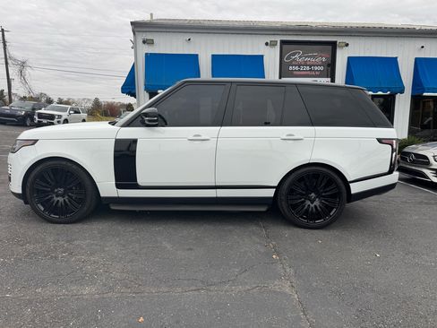 Used 2022 Land Rover Range Rover Westminster Edition image 8