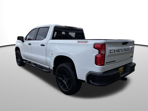 Used 2022 Chevrolet Silverado 1500 Custom Trail Boss w/ LPO, Dark Essentials Package image 3