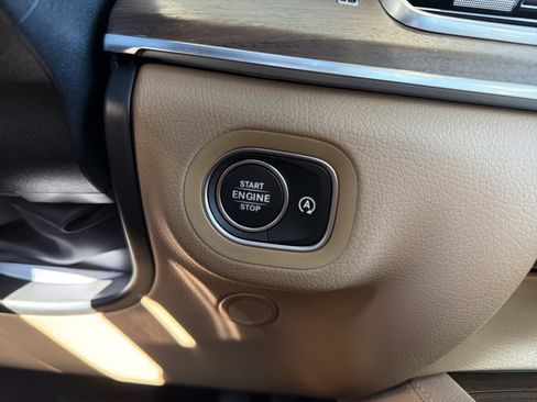 Used 2026 Mercedes-Benz GLS 450 4MATIC image 20