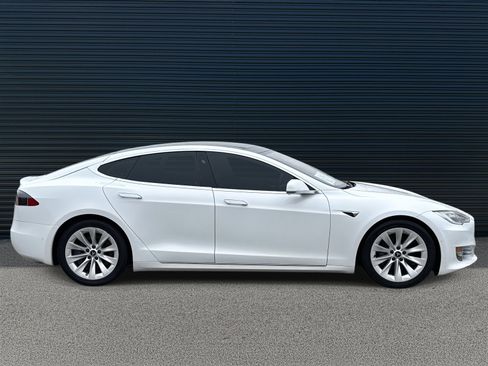 Used 2016 Tesla Model S 75 image 4