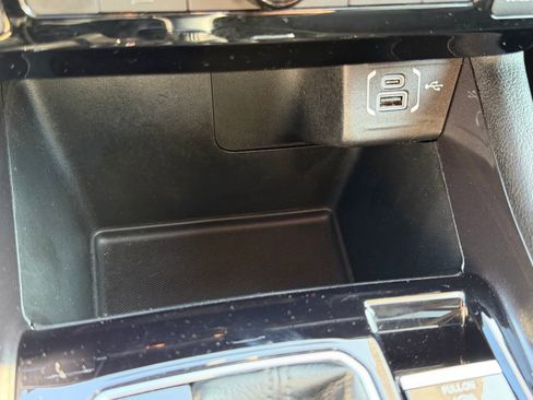 Certified 2022 Jeep Compass Latitude image 27