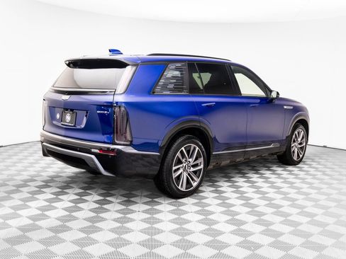 New 2026 Cadillac Vistiq Sport w/ LPO, Floor Liner Package image 6