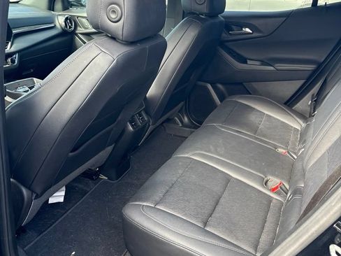 Certified 2025 Chevrolet Equinox LT w/ Convenience Package II FWD image 4