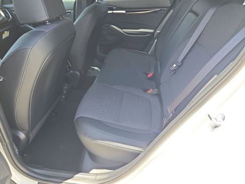 New 2026 Kia Seltos S FWD image 16