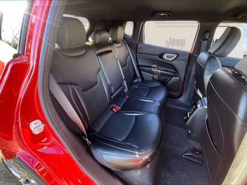 Used 2022 Jeep Compass Limited image 23