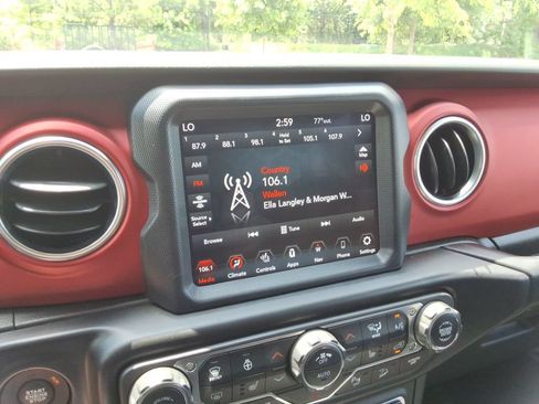 Used 2020 Jeep Wrangler Unlimited Rubicon AWD/4WD image 34