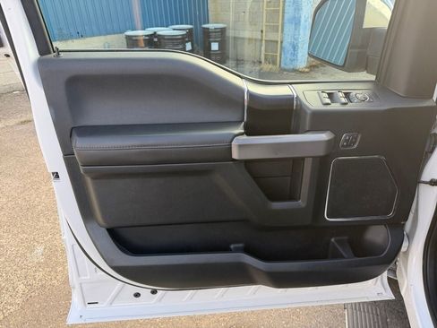 Used 2019 Ford F150 Platinum w/ Equipment Group 701A Luxury AWD/4WD image 20