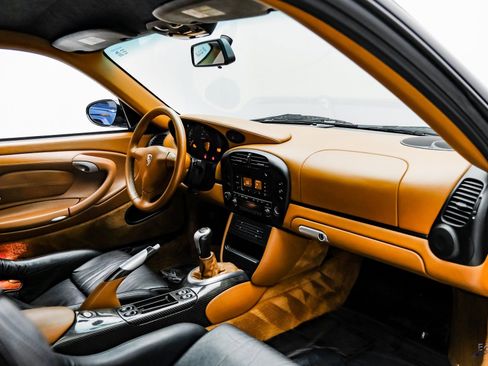 Used 2004 Porsche 911 GT3 image 43