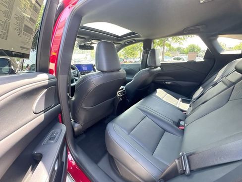 Used 2024 Lexus RX 350 w/ Convenience Package AWD/4WD image 33