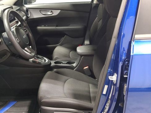 Used 2023 Kia Forte LXS image 27