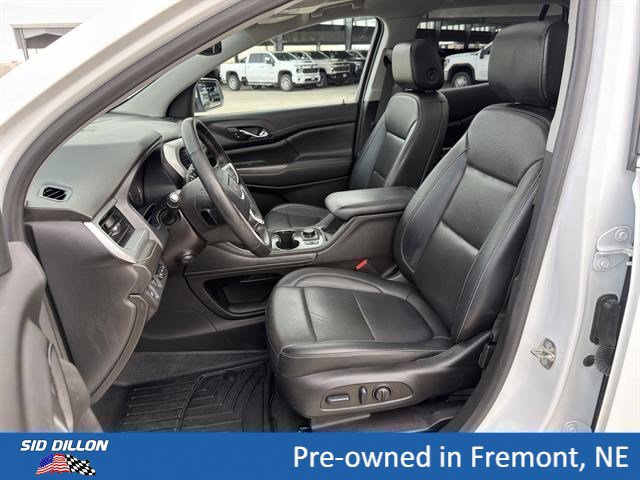 Certified 2023 GMC Acadia SLT w/ Technology Package AWD/4WD image 13