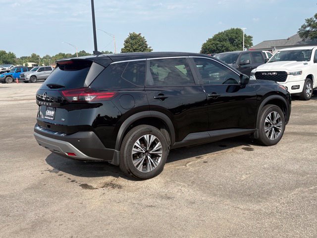 Used 2023 Nissan Rogue SV FWD image 7