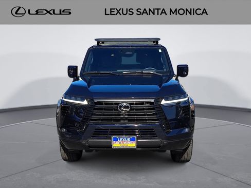 Used 2026 Lexus GX 550 w/ Accessory Package (31) AWD/4WD image 2