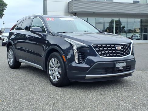 Used 2023 Cadillac XT4 Premium Luxury w/ Cold Weather Package FWD image 2