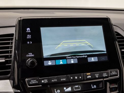 Used 2024 Honda Odyssey Touring image 16