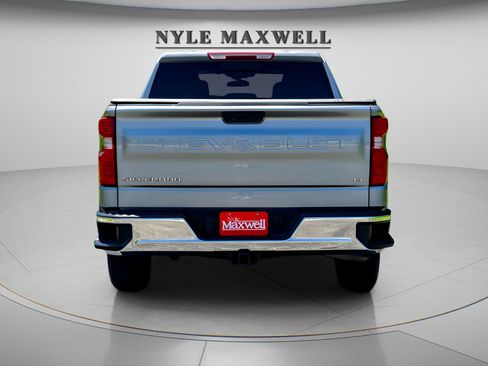 Used 2024 Chevrolet Silverado 1500 LT w/ Convenience Package II RWD image 8