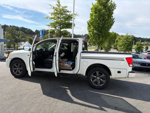 Used 2012 Nissan Titan SV w/ Sport Appearance Pkg RWD image 20
