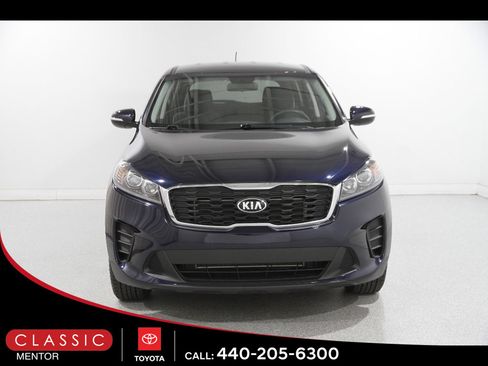 Used 2020 Kia Sorento LX FWD image 2