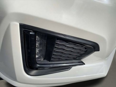 Used 2018 Subaru Impreza 2.0i Sport image 11