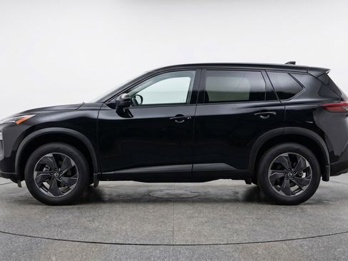 Used 2025 Nissan Rogue SV AWD/4WD image 5