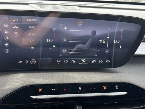 New 2026 Buick Enclave Sport Touring w/ Super Cruise Package image 19