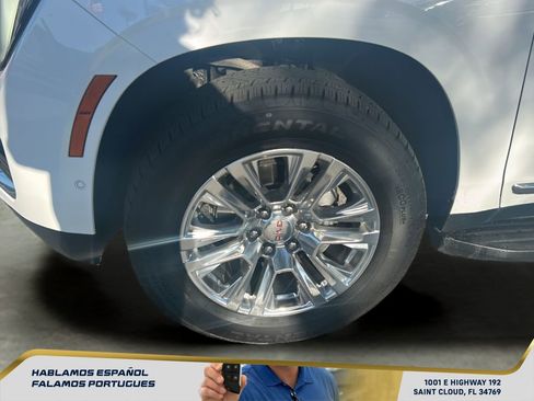 Used 2025 GMC Yukon XL Denali AWD/4WD image 10