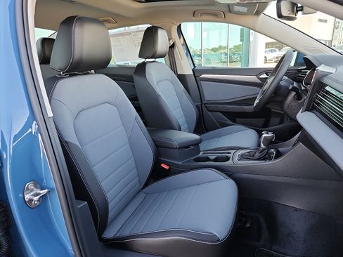 New 2026 Volkswagen Jetta SE image 15