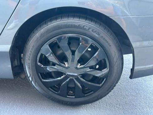 Used 2010 Honda Civic LX image 12